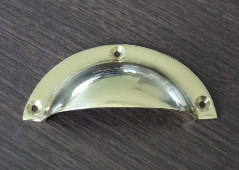 Poignée coquille 552 Laiton Poli