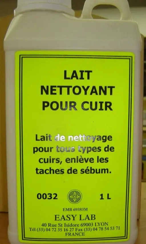 Lait nettoyant pour cuir EASY LAB