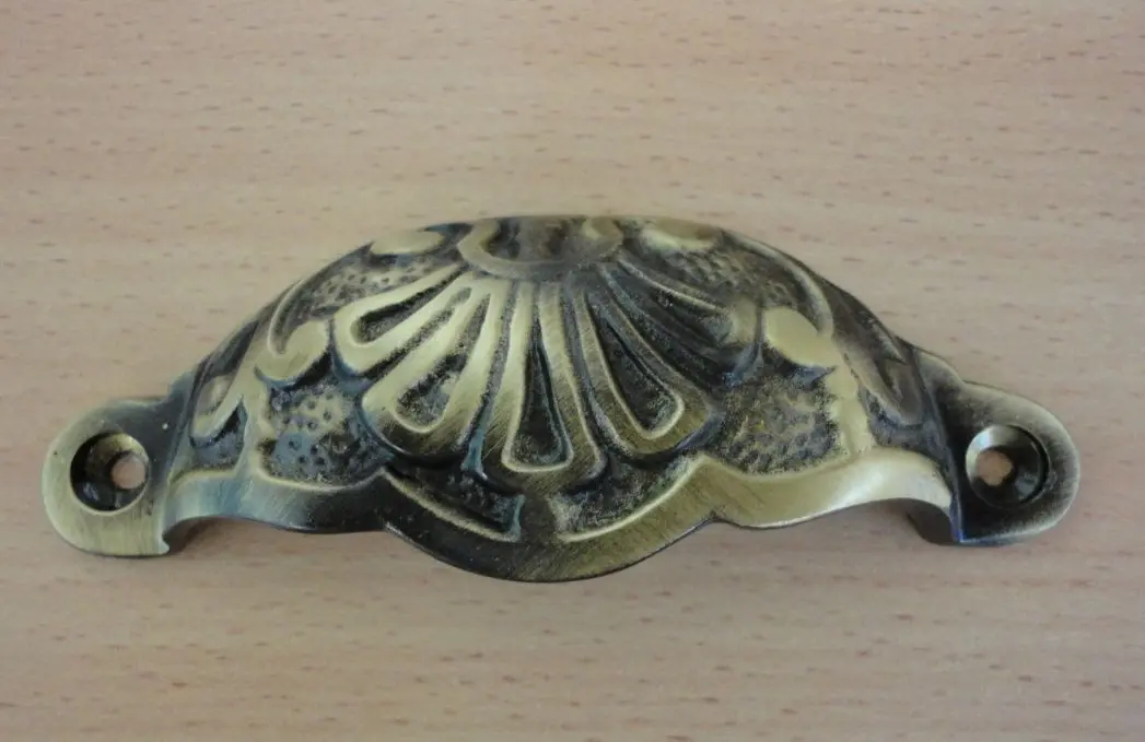 Poignée coquille Rétro P19 DCG laiton patiné