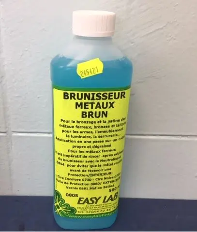 Brunisseur de métaux brun  0805  flacon  500 ml