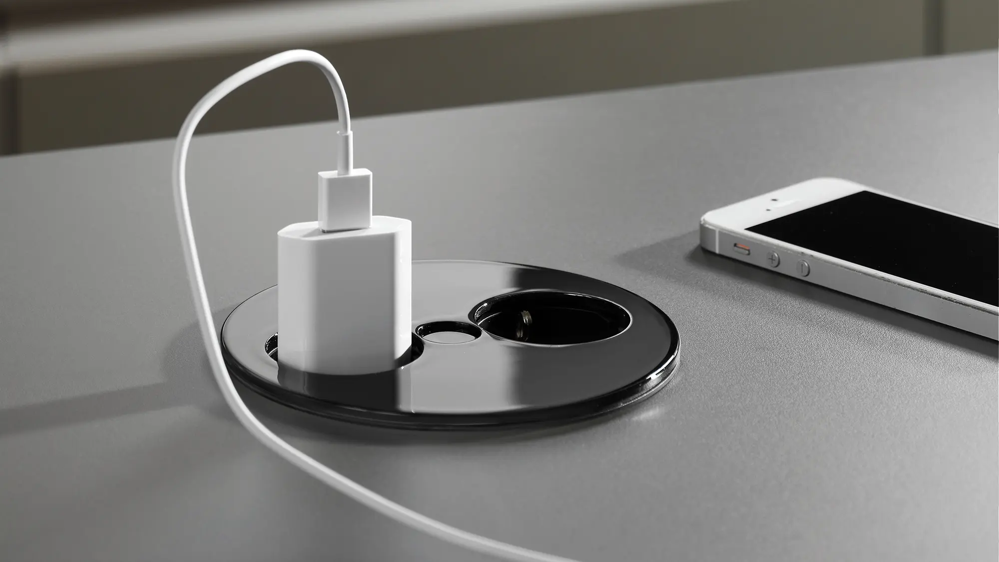 BLOC TWISTmultiprise encastré rond double prise couleur NOIR- BACHMANN - 931.152