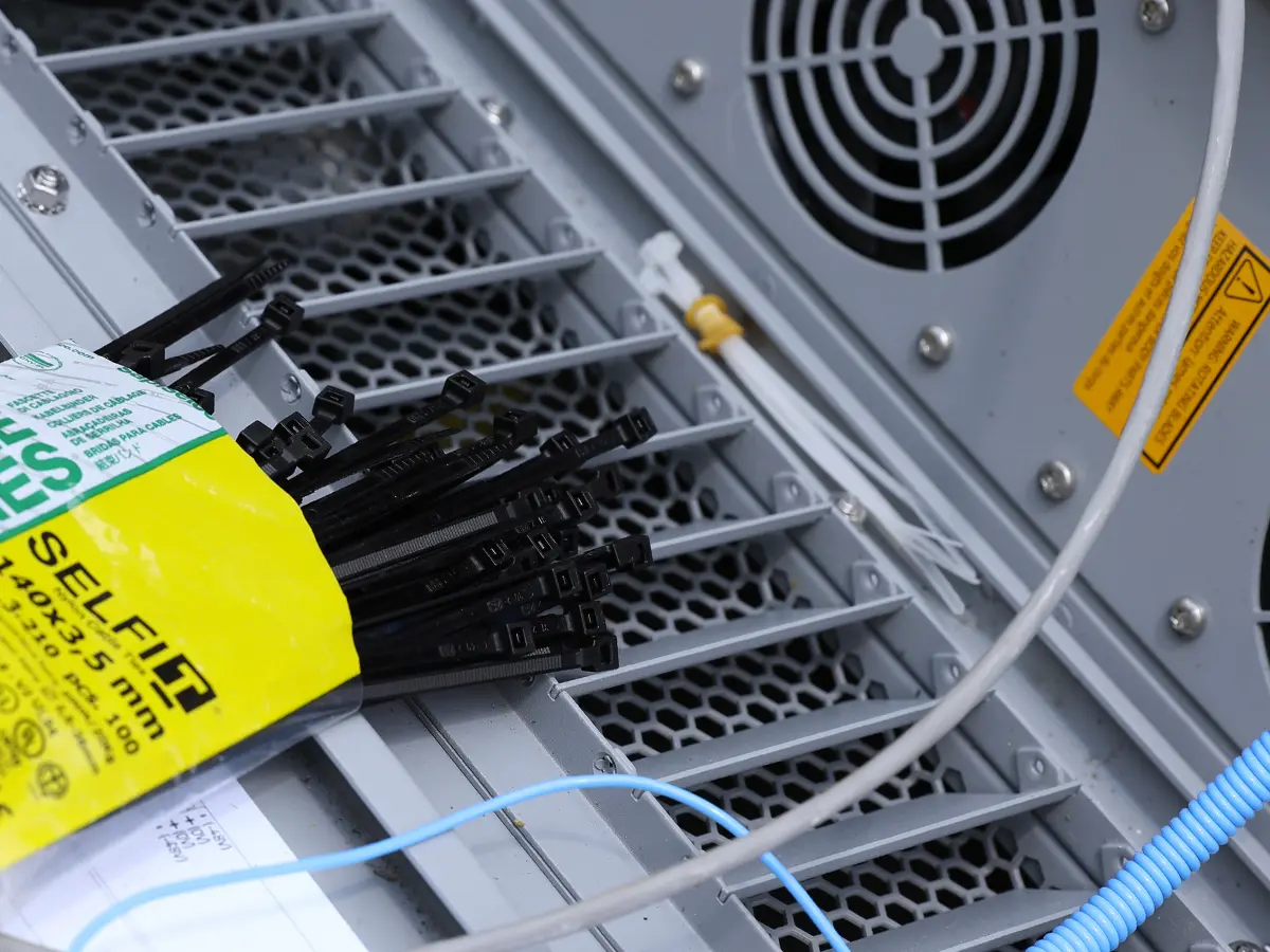 Collier de serrage MM 430X4,5 - Noir