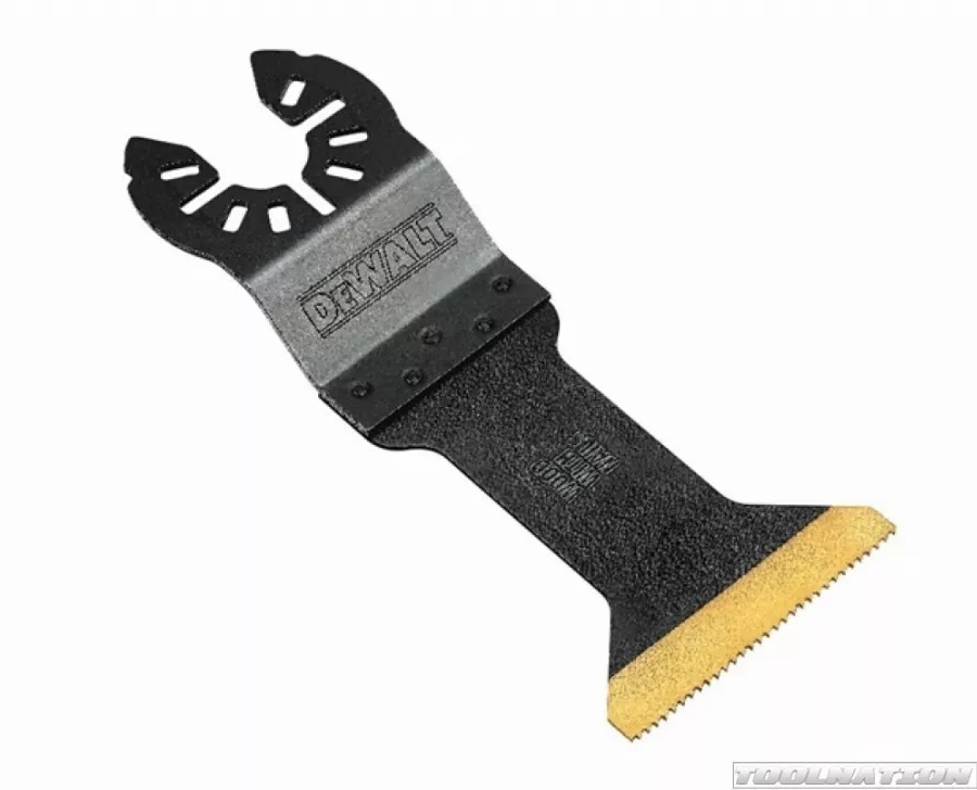 Lame titanium pour Multicutter DEAWLT - 55 x 44 mm - spécifique découpe clous dans le bois - DT20702