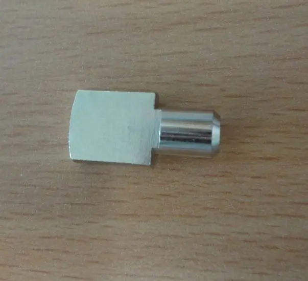 Taquet de meuble D.6,9mm en Laiton Nickelé