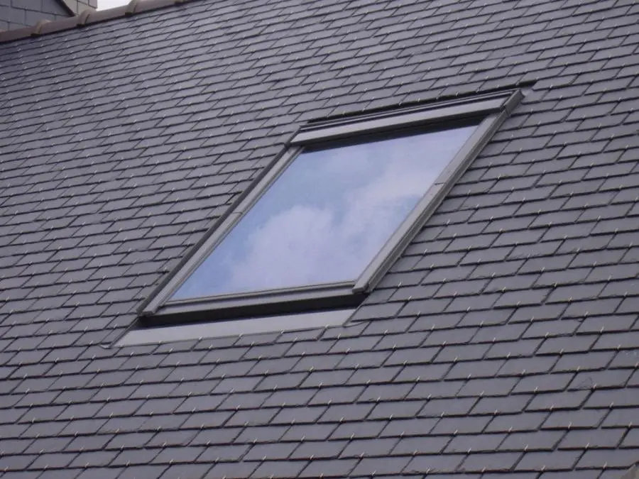 Raccord pour ardoises Gris VELUX 66x118 cm - encastré/ matériaux plats jusqu'à 8 mm - EDN FK06 0000