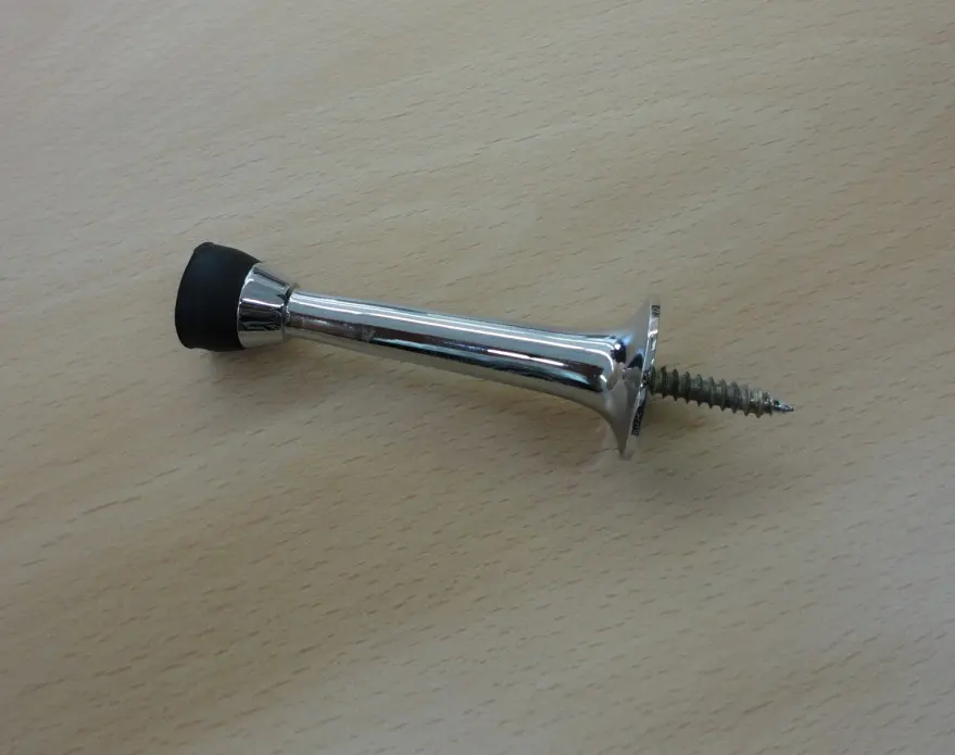 Butoir de plinthe N.577 en laiton chromé