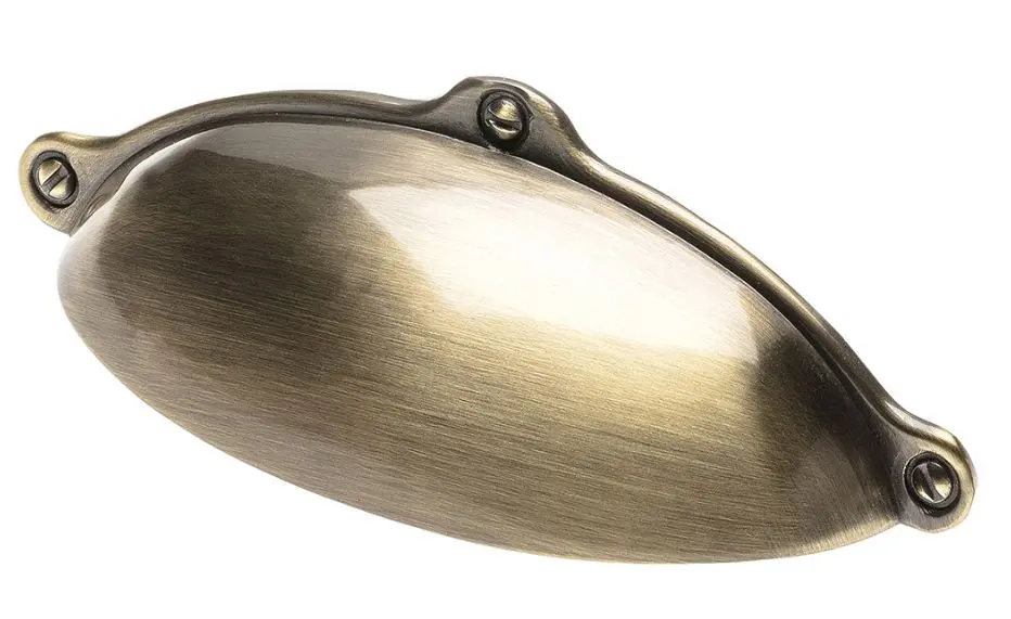 Poignée coquille Zamak Bronze vieilli  E.64mm