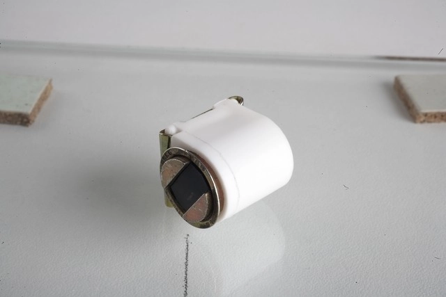 Loqueteau compact CF12 6W ARELEC - Blanc - A visser - 0542033