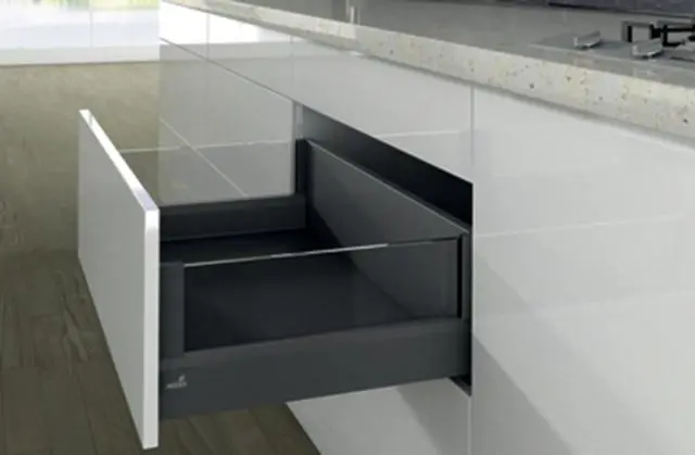 Casserolier Arcitech Designside HETTICH - P.450 H.218/94mm - anthracite sans coulisse avec rehausse verre - 9150580