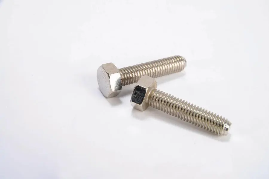 Vis de bridage M8 x 35 mm SAM pour PSA - ROVER - RENAULT - P3462-11