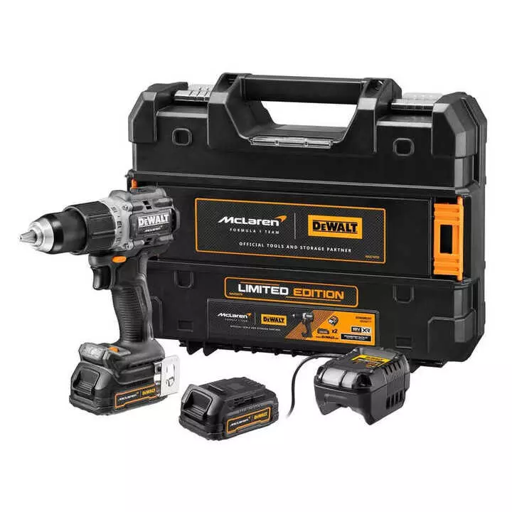 Perceuse à percussion XR 18V  édition McLaren - DEWALT - avec 2 batteries 18V 1.7Ah - chargeur - coffret - DCD85ME2GT-QW